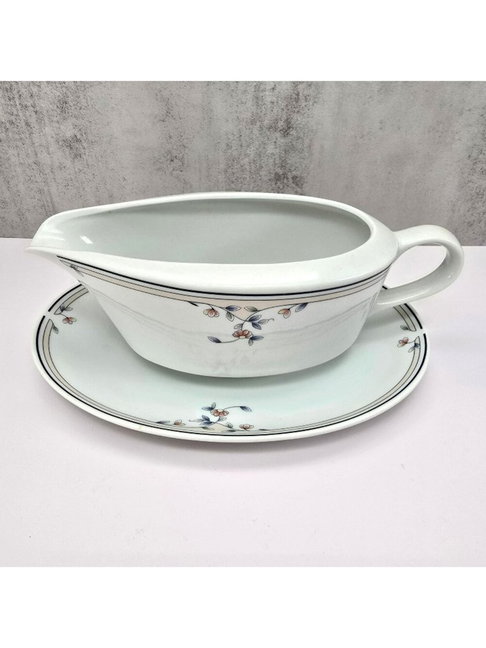 Princess House Heritage Blossom Gravy Boat With Underplate VL5055